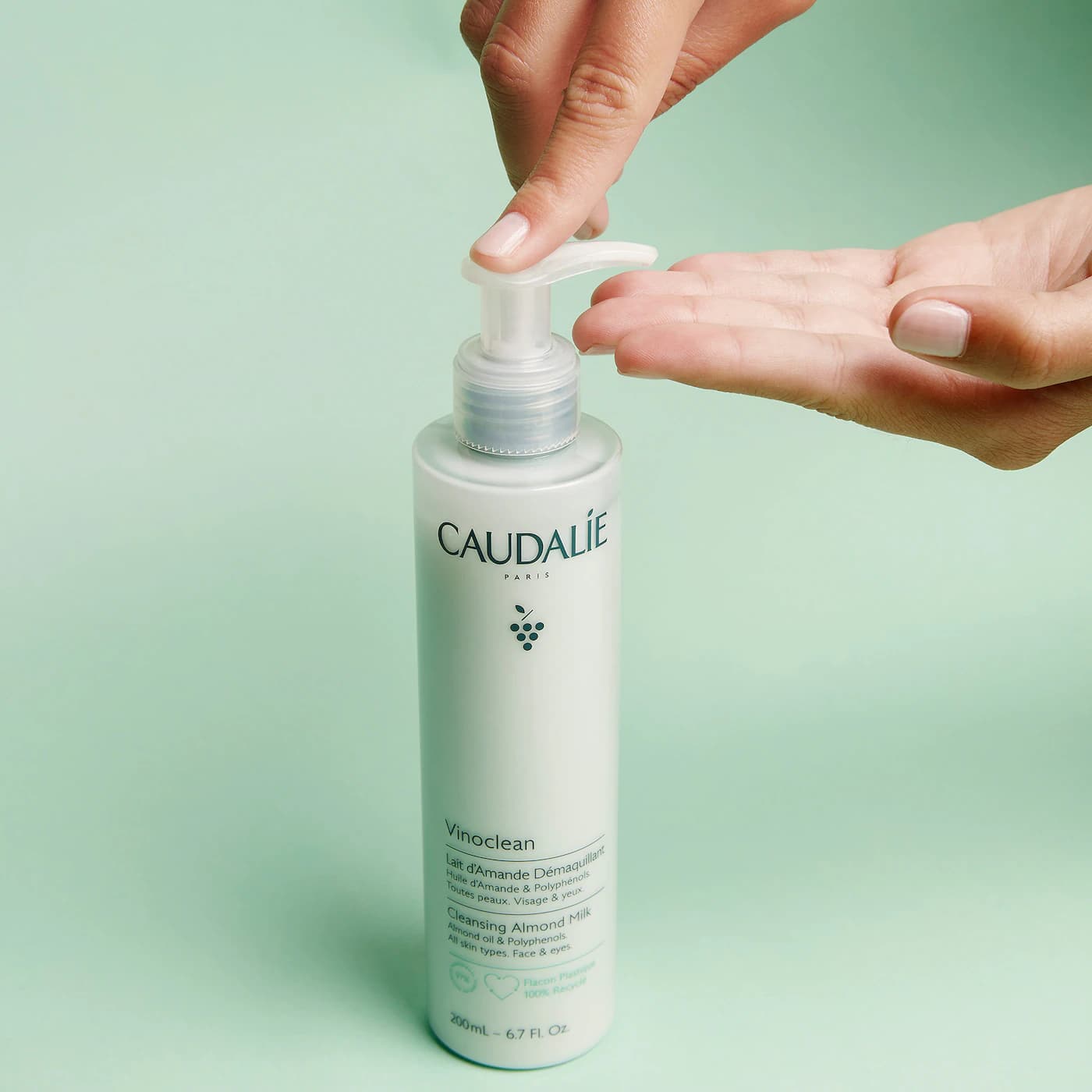 Caudalie  Vinoclean Gentle Cleansing Almond Milk 3