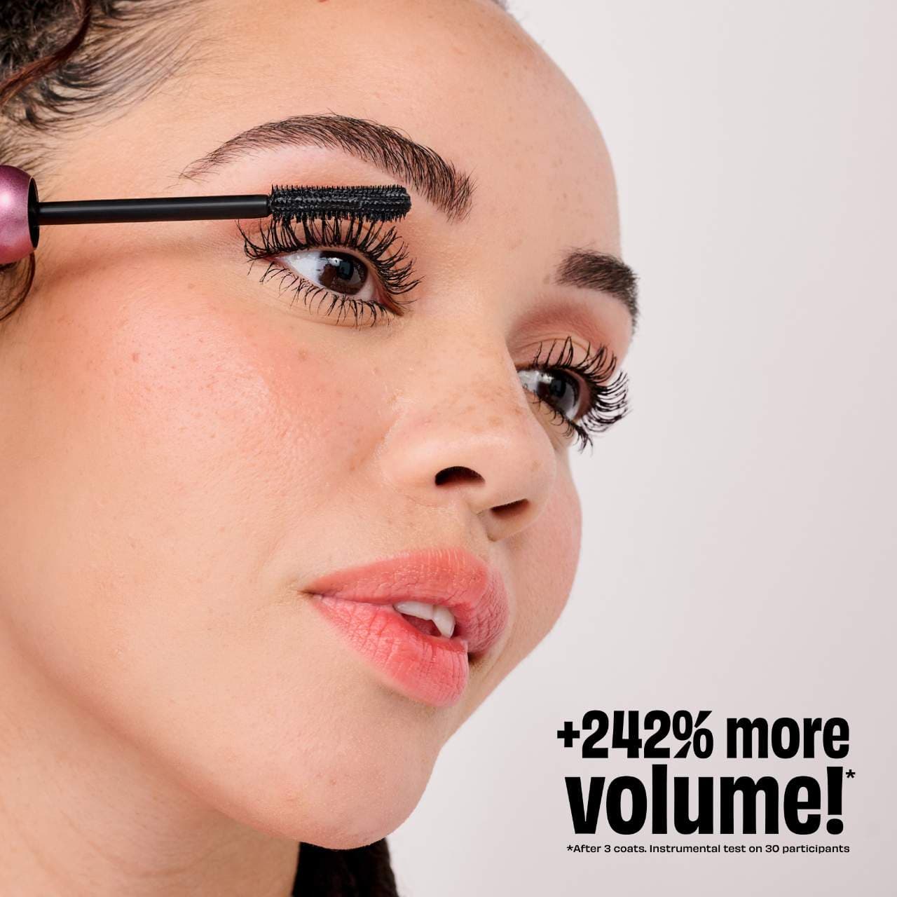 Benefit Cosmetics  BADgal Bounce Volumizing Mascara 3